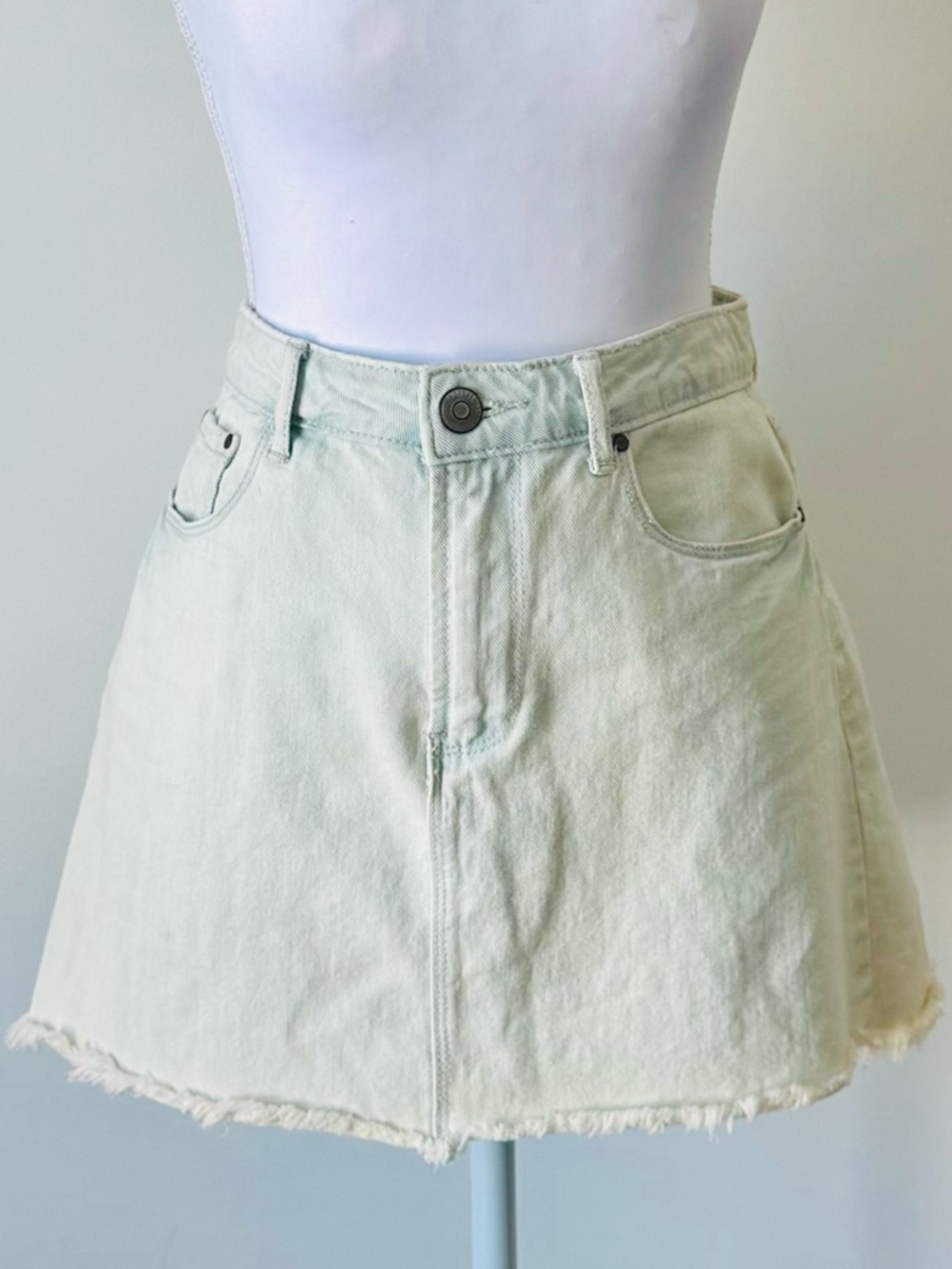 Faded Denim Mini Skirt - Raw Hem 🌊